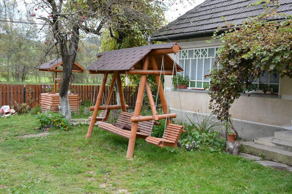 Pensiunea Margareta Sita Buzăului Exterior foto